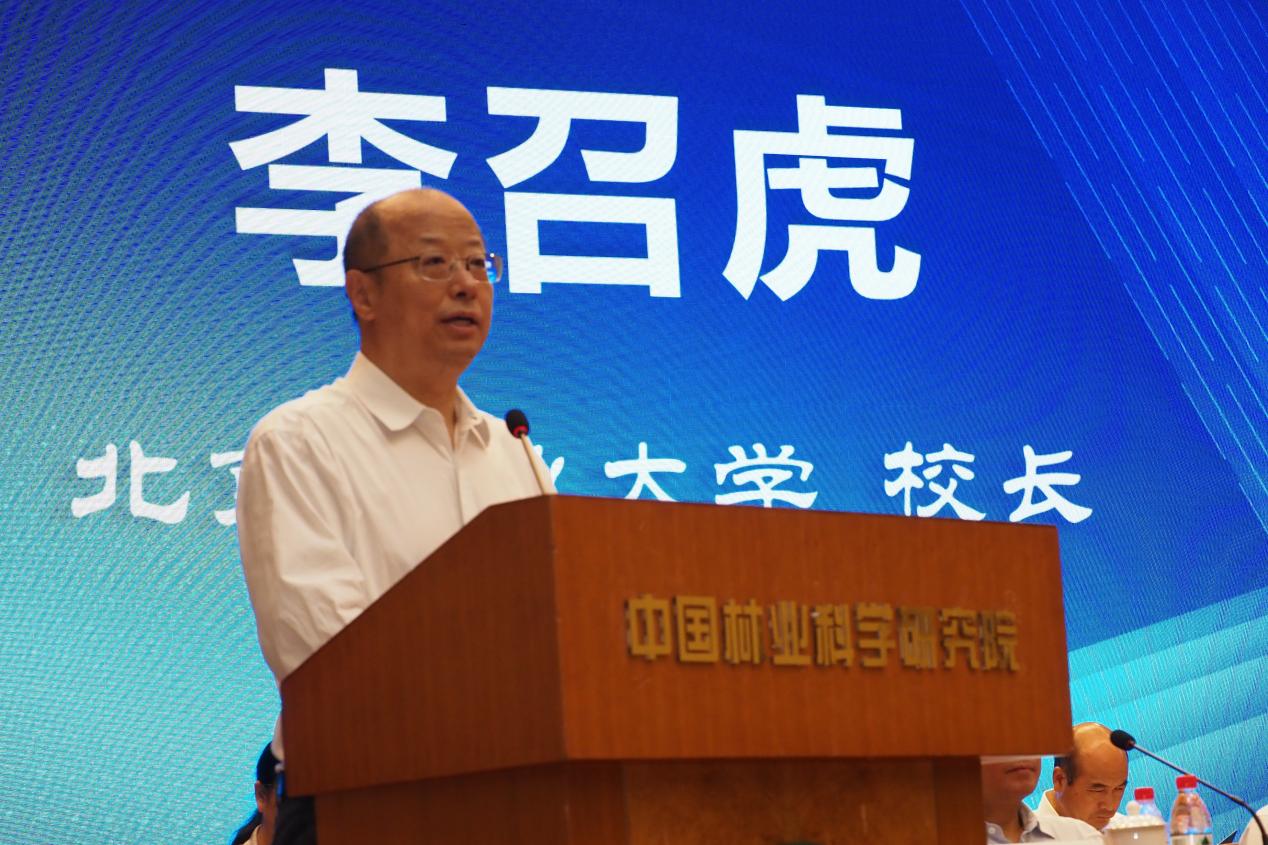 说明: P7260118