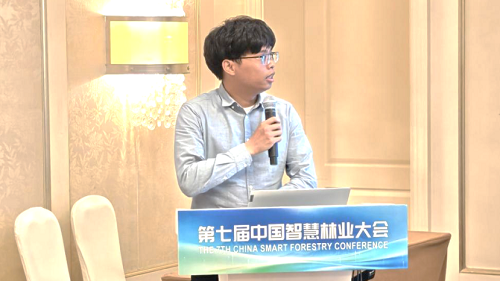 陈平工程师作专题报告.png